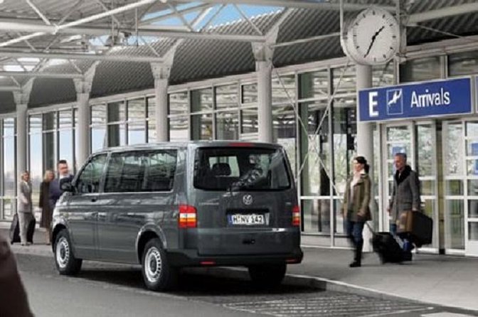 Modlin-Warsaw WMI Airport Round-Trip Transfer - Transfer Details