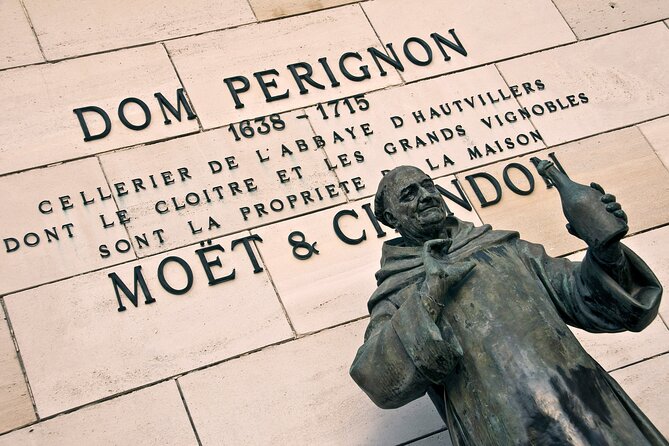 Moet Et Chandon Tasting and Fun Private Tour in Champagne - Knowledgeable Guide