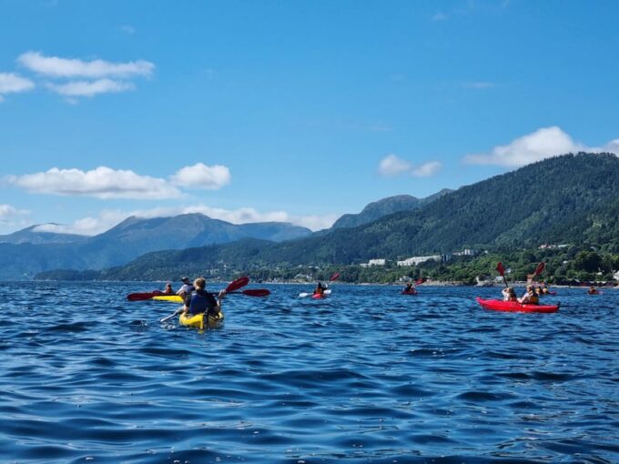 Molde - Guided Kayak Tour - Preparing for the Tour