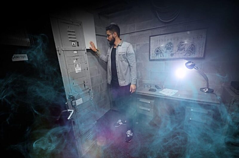 Molde: Motel Escape Room Game - Booking Details