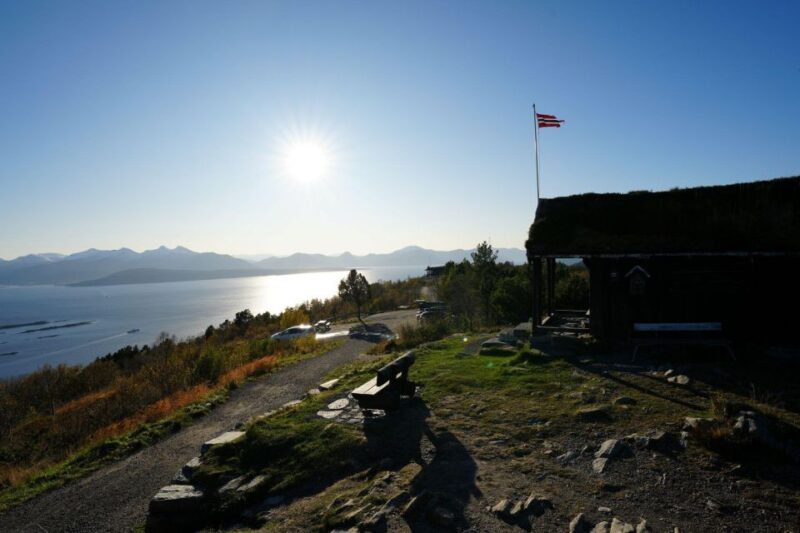 Molde - Shuttle Bus to Viewpoint Varden - Meeting Point and Logistics
