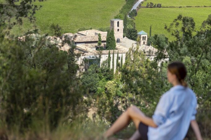 Mon Sant Benet Modernist Experience Entry Ticket - Discovering Painters Love Story