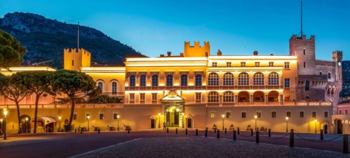 Monaco & Monte-Carlo by Night Private Tour - Formula 1 Circuit in Monaco
