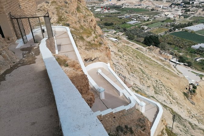Monasteries of the Judean Desert Private Tour - Exploring the Monastic Architectural Wonders