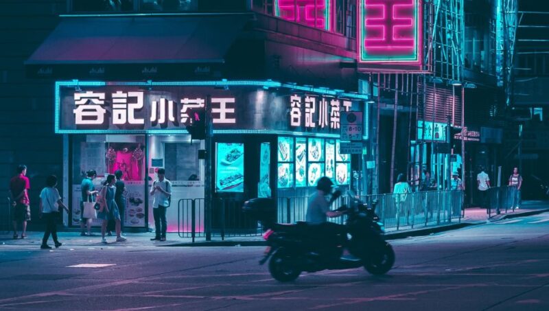 Mong Kok (Kowloon) Street Markets Private Walking Tour - Key Points