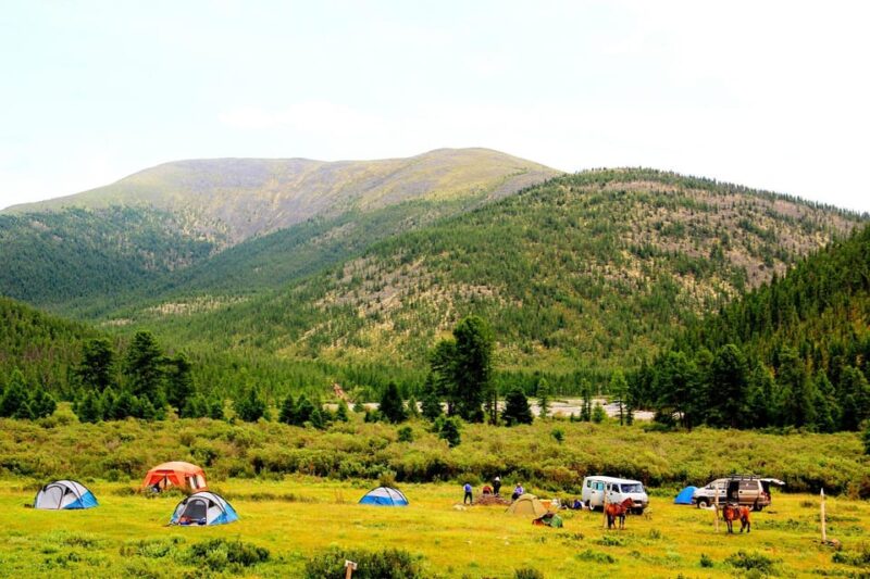 Mongolia: 17-DAY Horse Trekking Tour Around Khovsgol Lake - Key Points