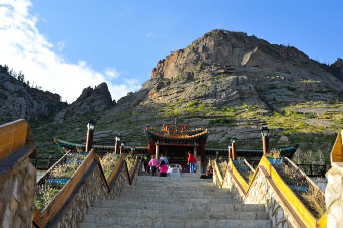 Mongolia: Genghis Khan Day Tour With Terelj National Park - Experiencing Mongolian Lifestyle