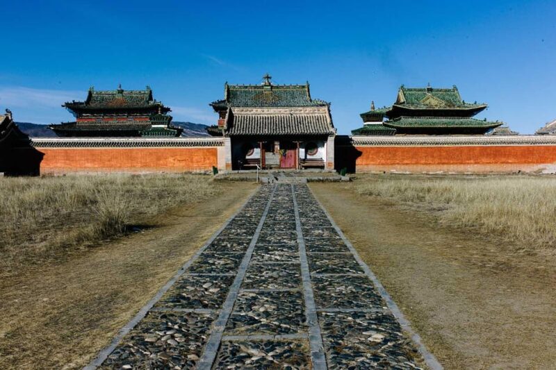 MONGOLIA ISN'T A VACATION, IT'S A LIFE CHANGING EXPERIENCE - Itinerary and Highlights