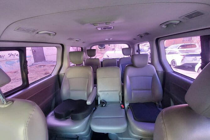 Mongolia - Sedan, Lexus, UAZ Minivan, 4WD Tour& Transport Service - Exploring Mongolia’s Roads with Confidence