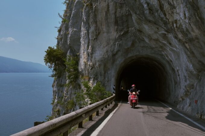 Moniga Del Garda: Lake Garda Self-Guided Vespa Tour - Authentic Family Restaurant Dining