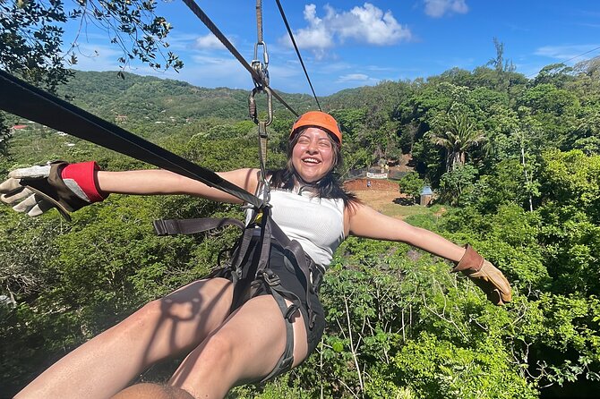 Monkey/Sloth Park + Zipline And City Tour In Roatan - Key Points