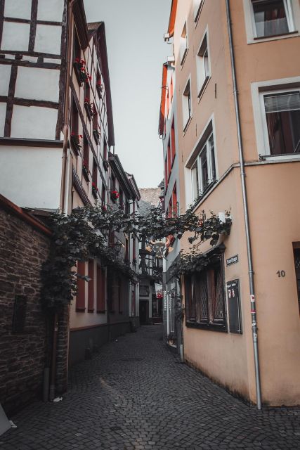 Monschau - Old Town Private Guided Tour - Guided Tour Highlights