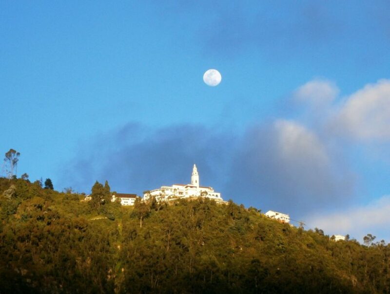 Monserrate Express Tour 3 Hrs - Getting There
