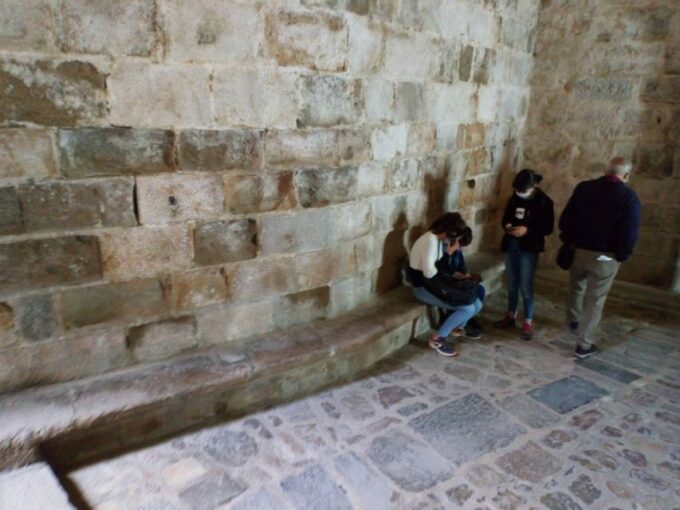 Mont-Saint-Michel: Abbey Audio-Guided Tour - Language Options