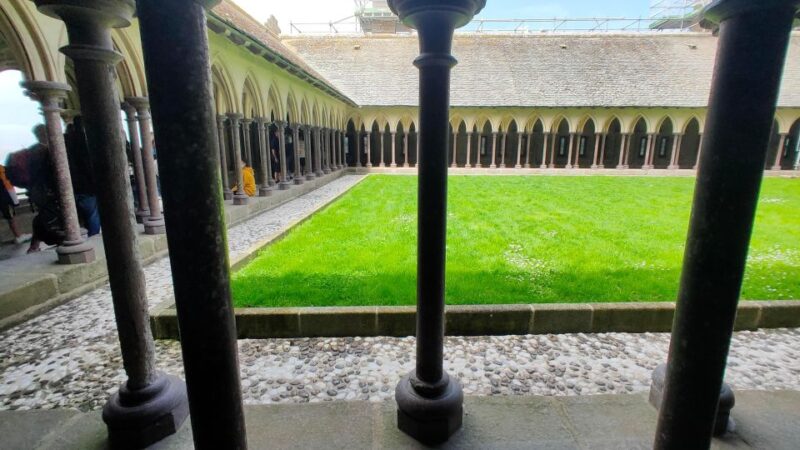 Mont-Saint-Michel: Private Walking Tour With Abbey Ticket - Highlights of the Tour