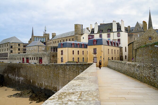 Mont Saint Michel, Saint Malo & Cancale 3 Days Tour From Paris - Day 2: Discovering Saint-Malo