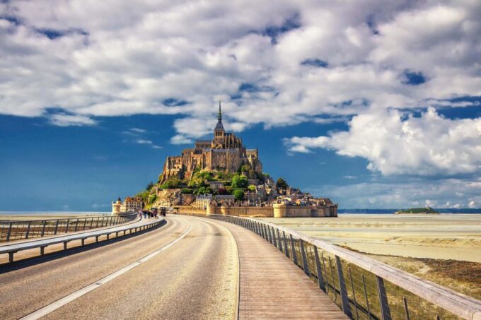 Mont Saint-Michel: Self-Guided Tour of the Island - Navigation and Audio
