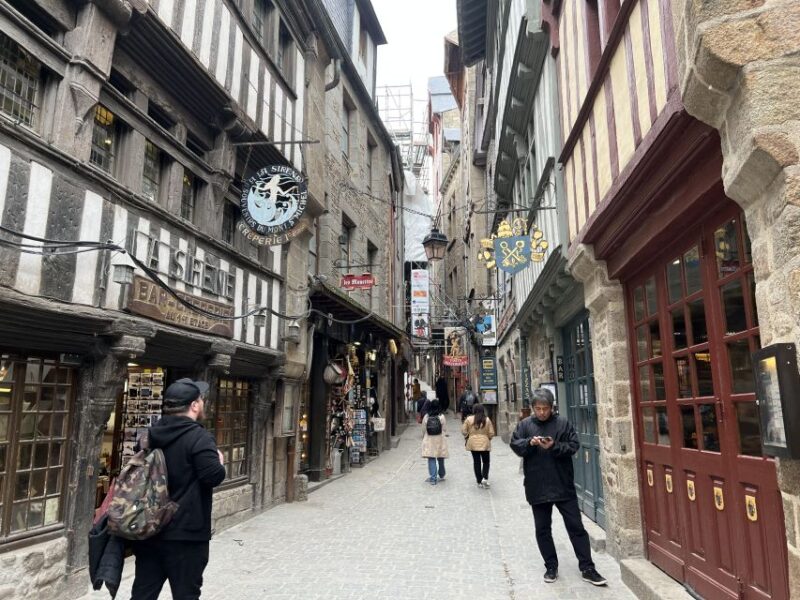 Mont Saint Michel: Walking Tour & Optional Abbey Ticket - Exploring the Abbey