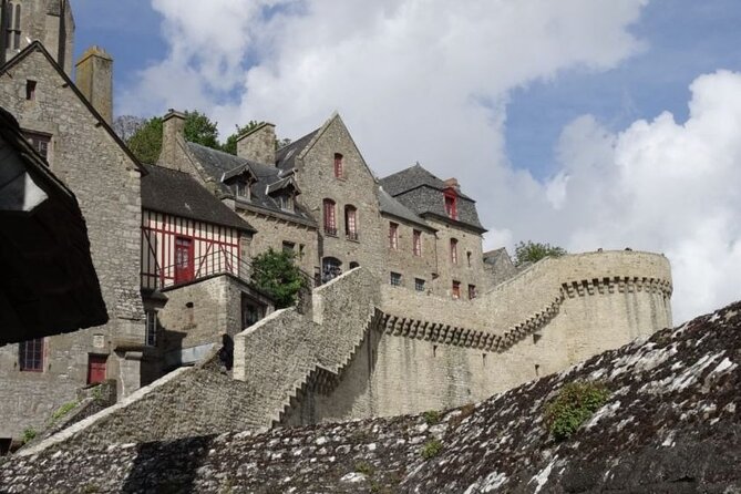 Mont-St-Michel: Shared Tour (10 Max) Abbey Ticket Included - Tour Details