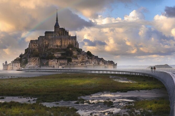 Mont-St-Michel: Shared Tour (10 Max) Abbey Ticket Included - Accessibility and Suitability