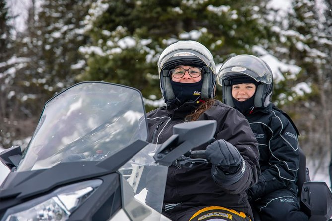 Mont-Tremblant Guided Snowmobile Tours - Group Size and Duration
