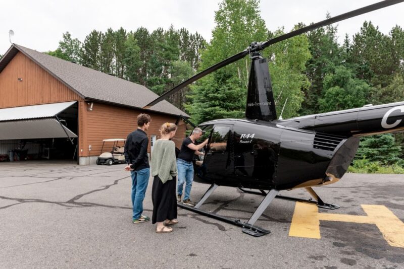 Mont Tremblant: Helicopter Tour With Optional Stopover - Safety and Comfort