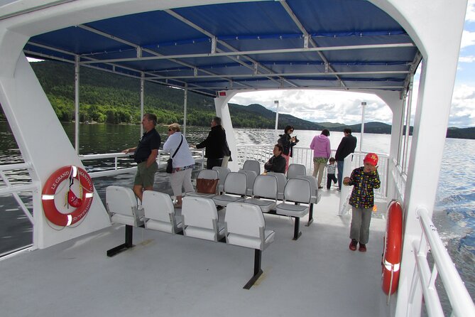 Mont-Tremblant Lake Cruise - Onboard Amenities and Services