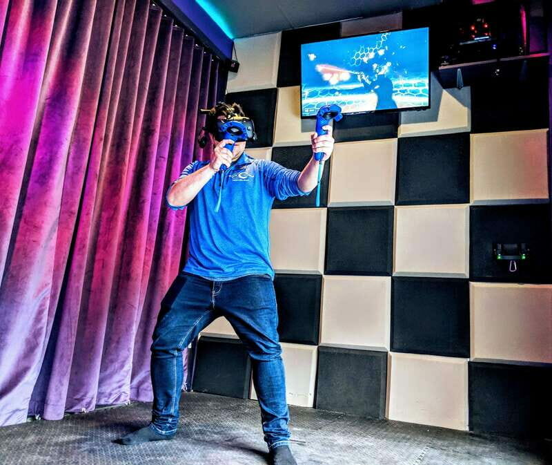 Mont Tremblant: Virtual Reality Gaming Session - Practical Considerations