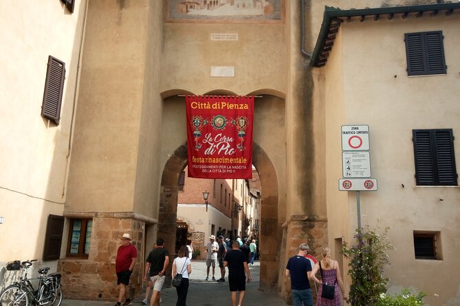 Montalcino and Pienza Tuscany Wine&Cheese Shoreexcursion From Civitavecchia Port - Meeting and Pickup