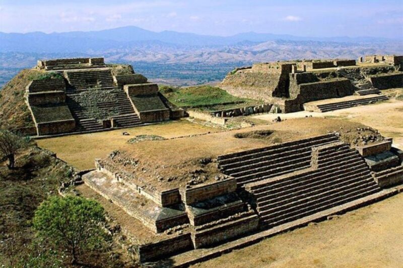 Monte Alban - Accessibility and Recommended Attire