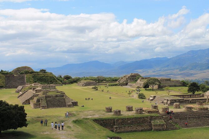 Monte Alban & Artisan House Workshop in Arrazola and Coyotepec - Inclusions and Amenities