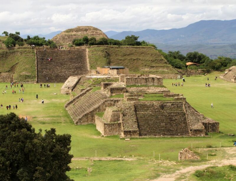 Monte Alban, Cuilápan, Arrazola & Coyotepec Full Day Tour - Included in the Tour