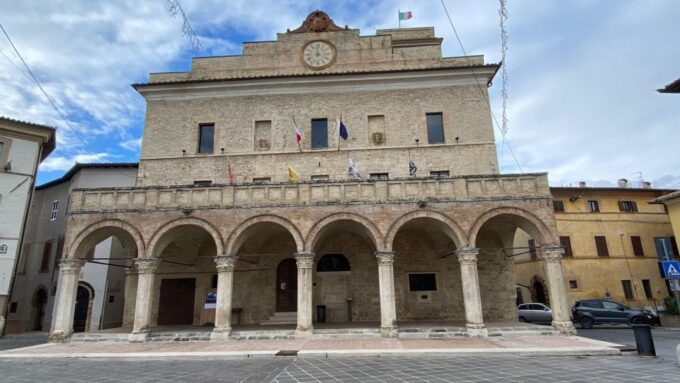Montefalco: Guided Tour With Vineyard Visit and Lunch - Comfortable Attire