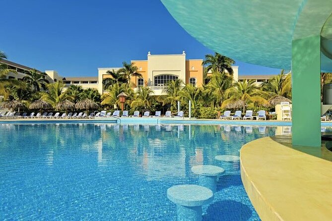 Montego Bay Airport Private Taxi to Any Montego Bay Hotels - Pricing and Fees Overview