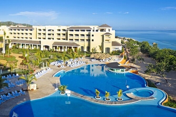 Montego Bay Airport Private Taxi to Any Montego Bay Hotels - Booking Your Stay