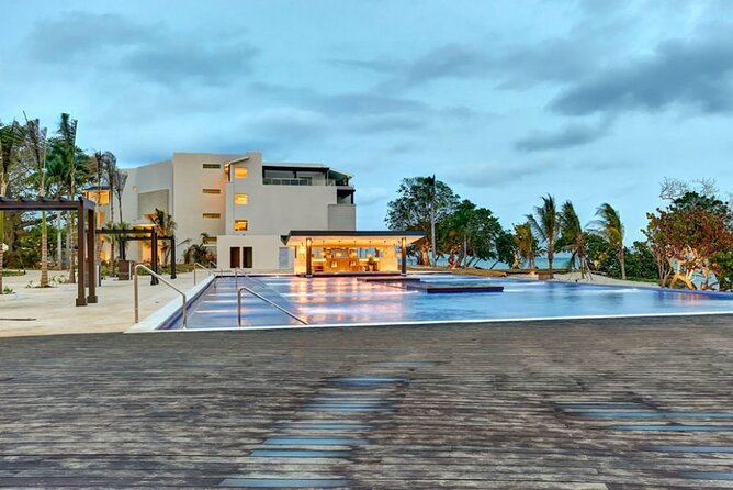 Montego Bay Airport Private Taxi to Royalton Negril - Booking Information