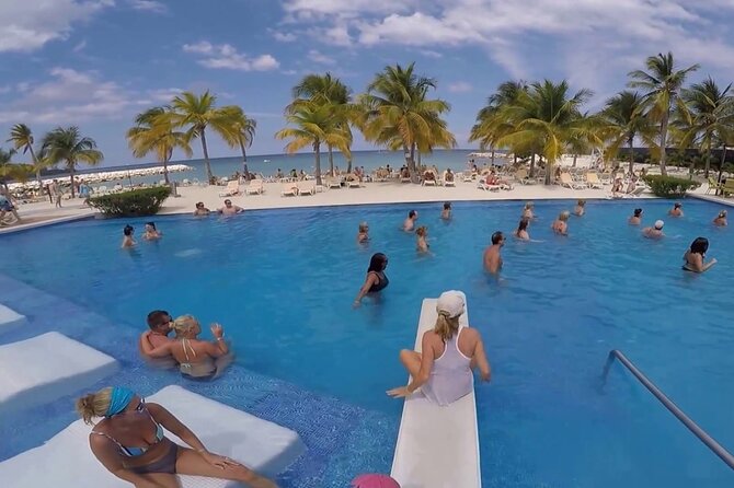Montego Bay Airport Private Transfer to Riu Montego Bay, Reggae, Palace - Exploring Montego Bay and Riu Montego Bay
