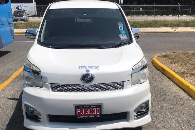 Montego Bay Airport Taxi to Princess Grand Jamaica Green Island - Opening Hours and Options