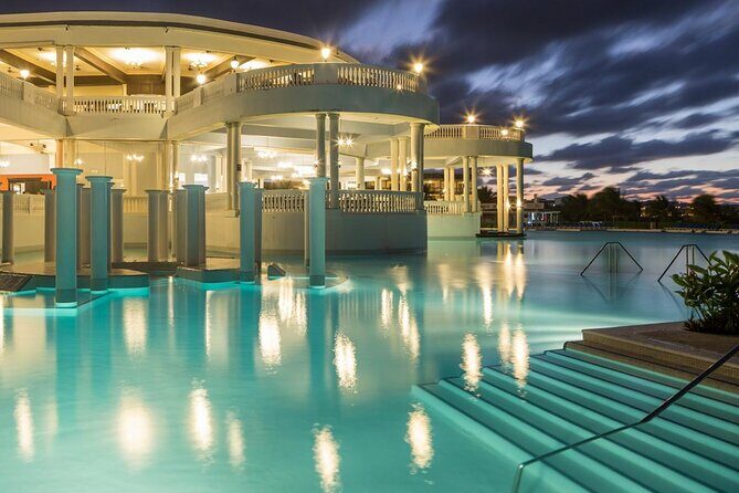 Montego Bay Airport to Hotels in Lucea Grand Palladium - A Detailed Look at the Experience