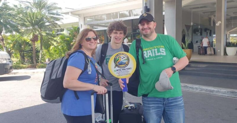 Montego Bay Airport Transfers to Hotels to Ocho Rios - Key Points