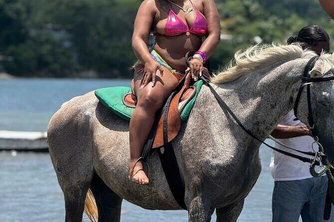 Montego Bay Beach Horseback Riding Tour - Meeting Points and Logistics