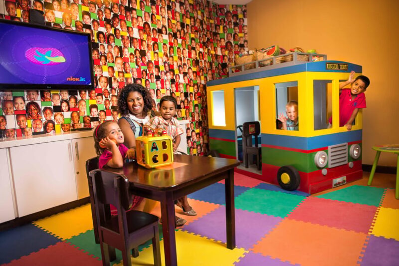 Montego Bay: Club Mobay VIP Departure Lounge Experience - Access and Check-in Procedure