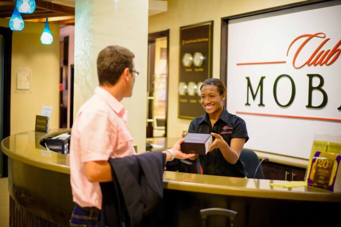 Montego Bay: Club Mobay VIP Departure Lounge Experience - Convenient Location