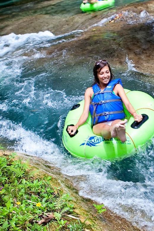 Montego Bay Group Transfer to All Attractions in Jamaica. - Highlights of the Tour Experience