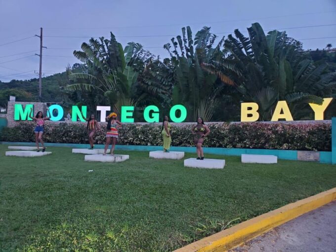 Montego Bay Group Transfer to All Attractions in Jamaica. - Transportation Flexibility and Convenience