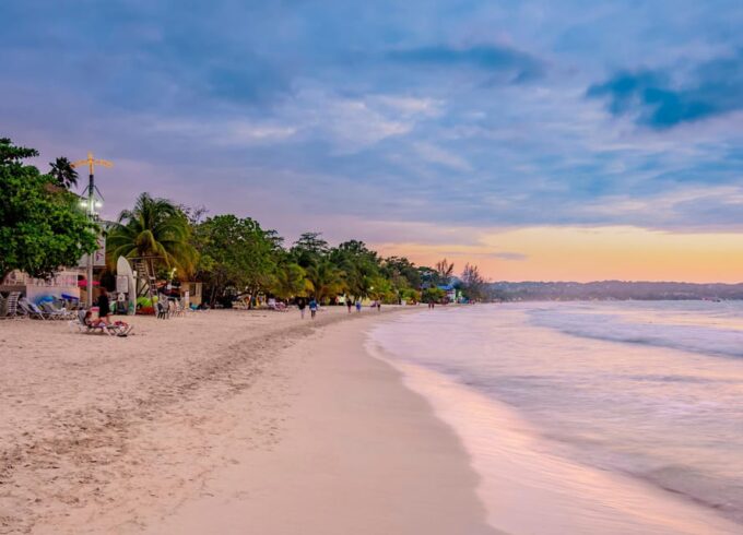 Montego Bay Group Transfer to All Attractions in Jamaica. - Exceptional Customer Satisfaction