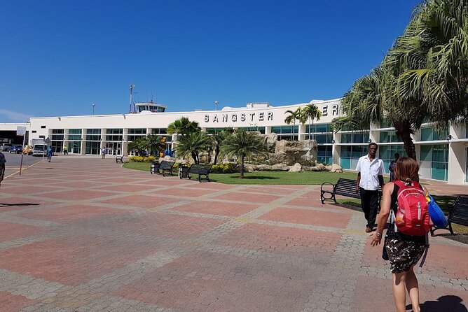Montego Bay Ocean Coral Spring/Eden Bay Private Airport Transfer - Meeting Point Options