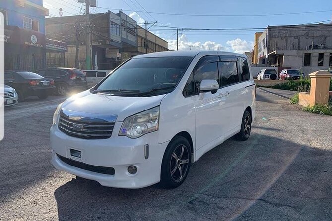 Montego Bay Ocean Coral Spring/Eden Bay Private Airport Transfer - Accessibility and Location