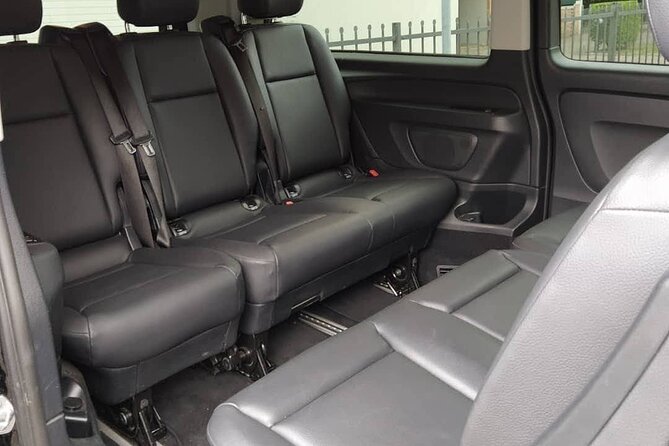 Montego Bay Private Airport Transfers To and From MBJ Airport - About Royal Tours Vacations