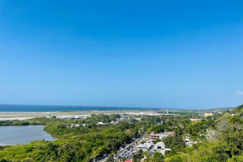 Montego Bay: Private Historical & Culture Local Tour - Transportation and Comfort